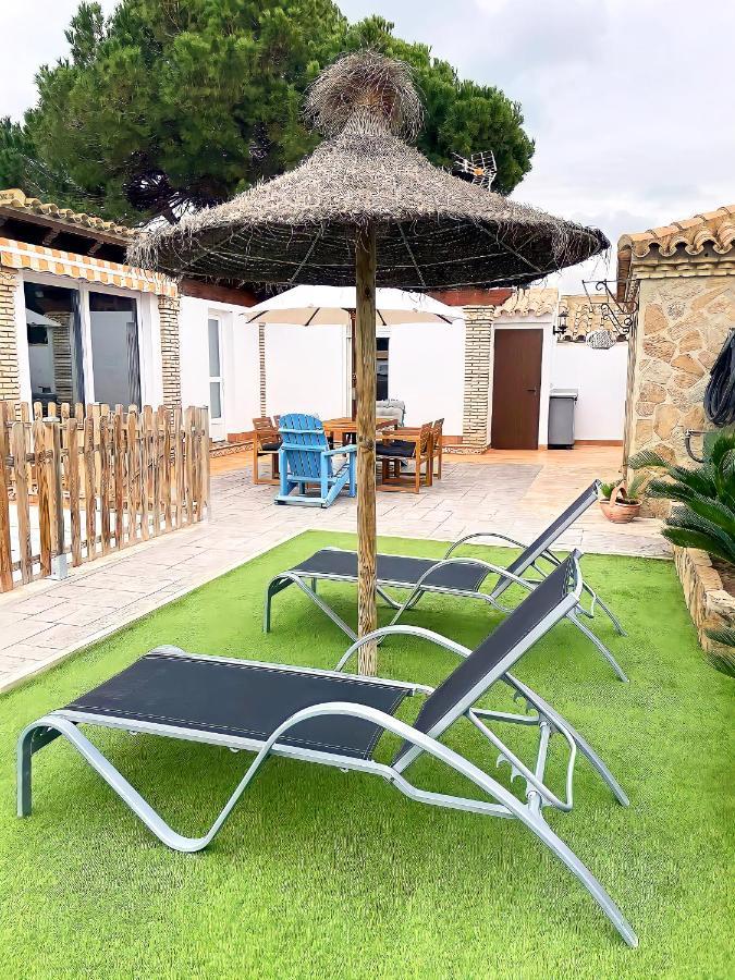 Chalet Con Piscina Privada Y Barbacoa Chiclana de la Frontera Exterior foto